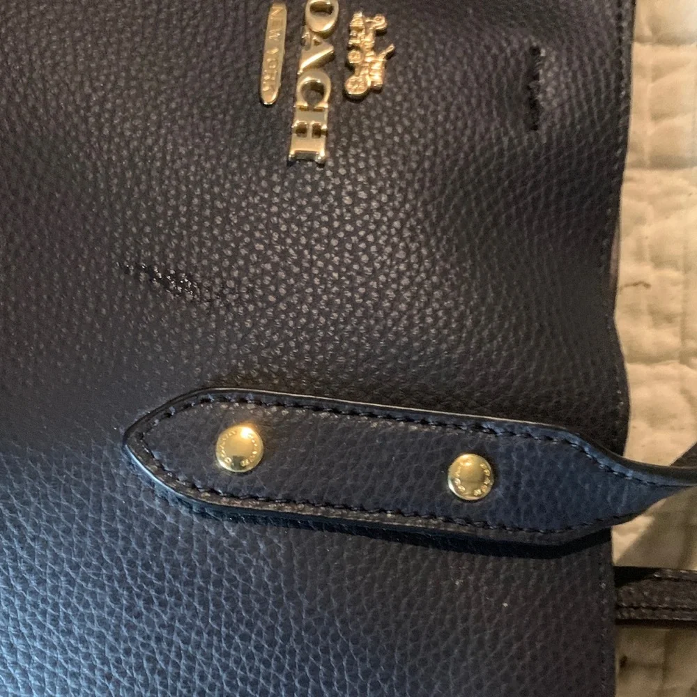 Coach Black Pebbled Leather Tote with Gold Logo - Picture 5 of 9